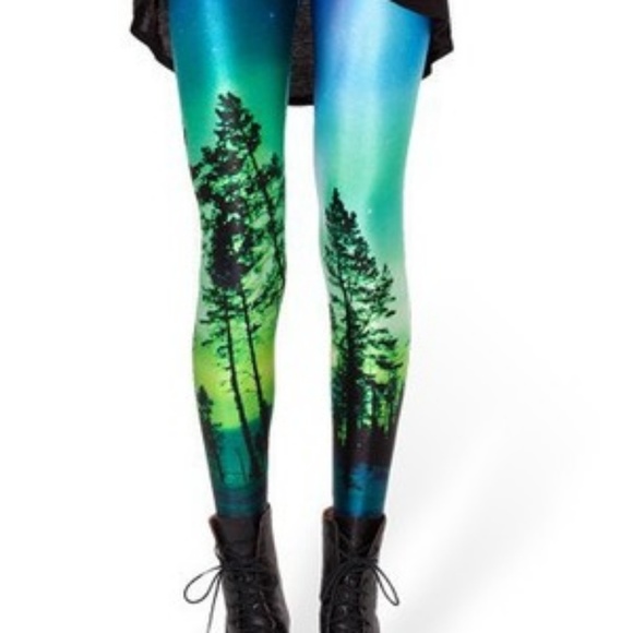 Blackmilk Aurora Skye leggings M - Picture 1 of 8